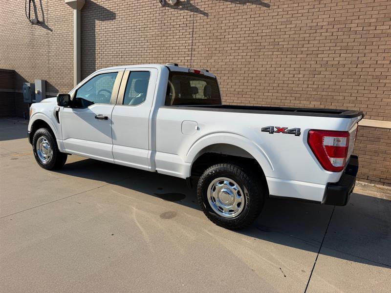 Ford F-150 photo 3