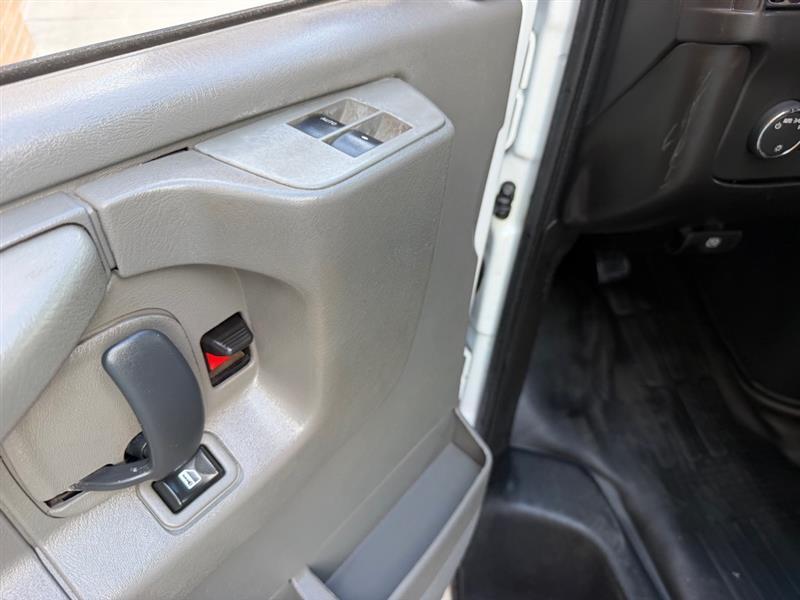 Chevrolet Express  2014