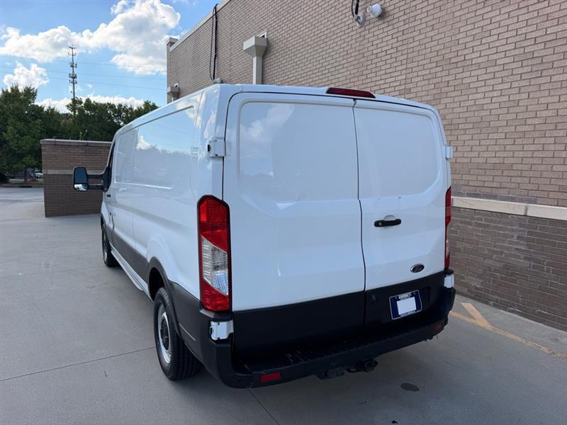Ford Transit  2021