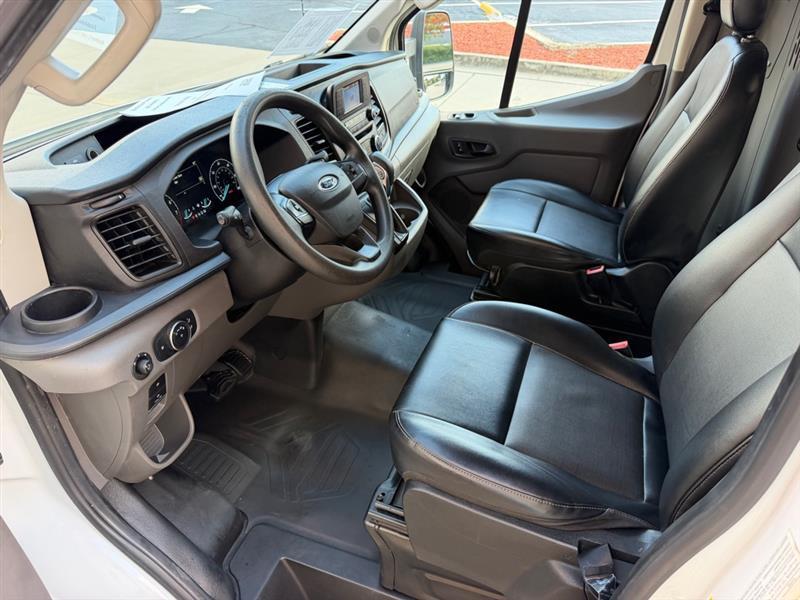 Ford Transit  2021