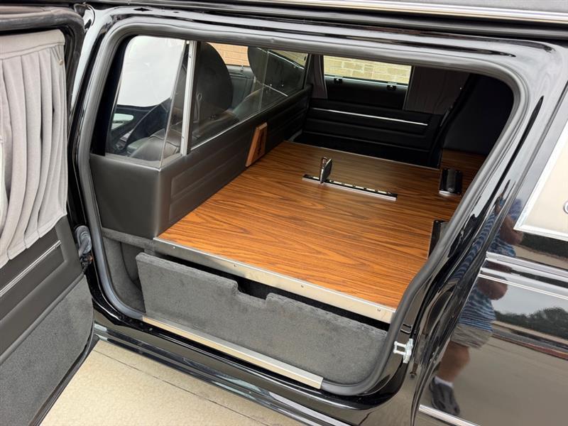 Cadillac DTS  2011