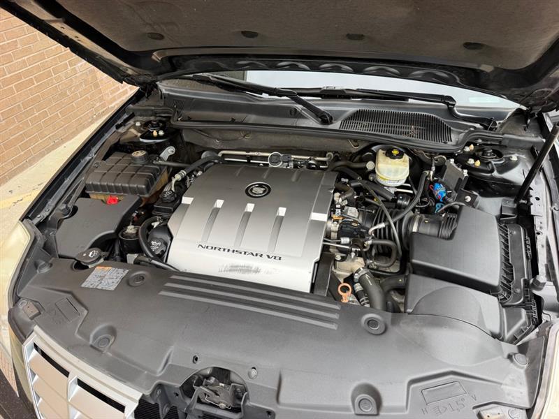 Cadillac DTS  2011