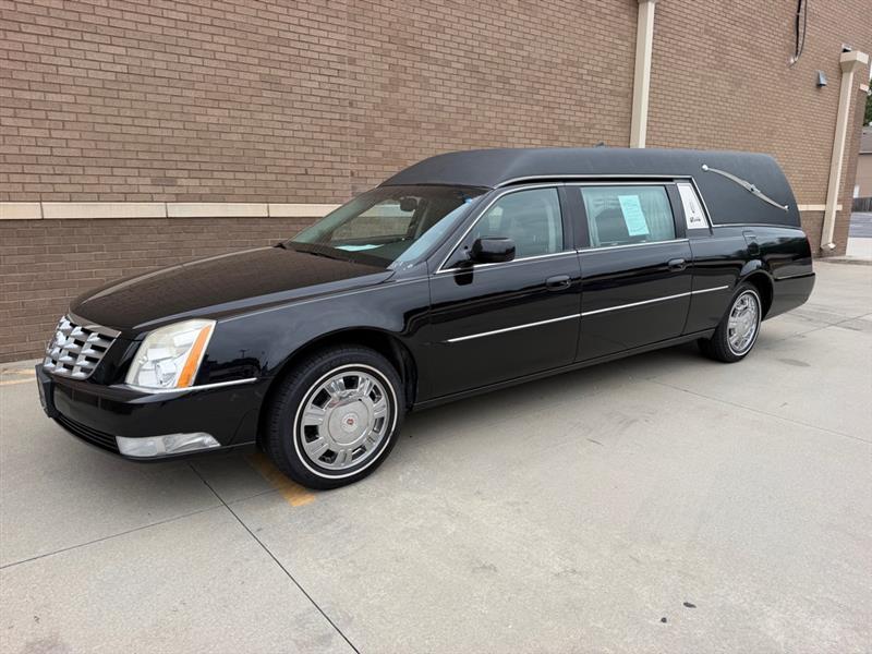 Cadillac DTS  2011