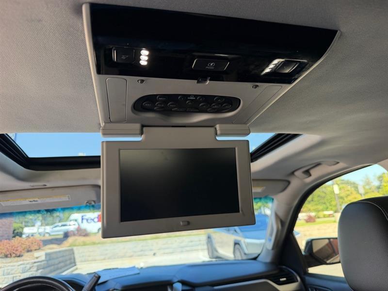 Chevrolet Suburban  2018