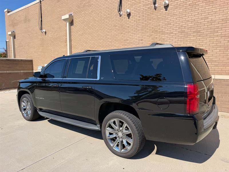 Chevrolet Suburban  2018