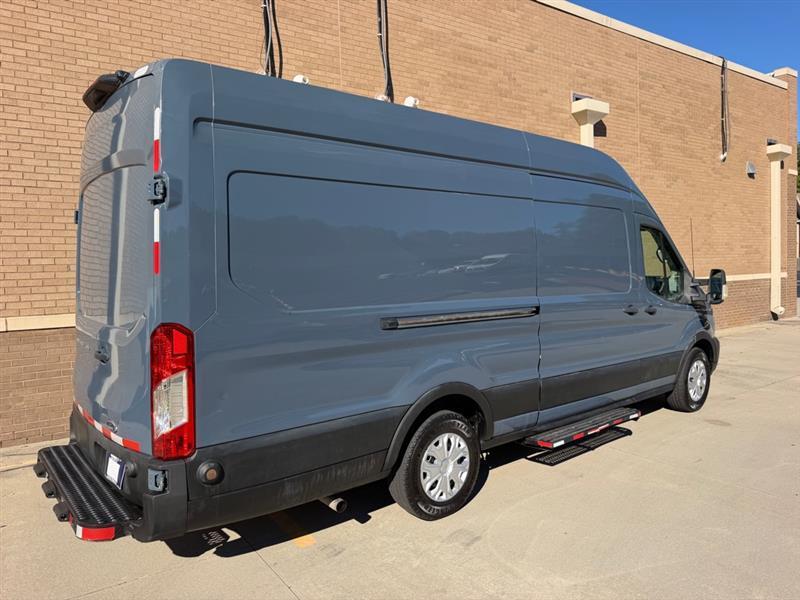Ford Transit  2022