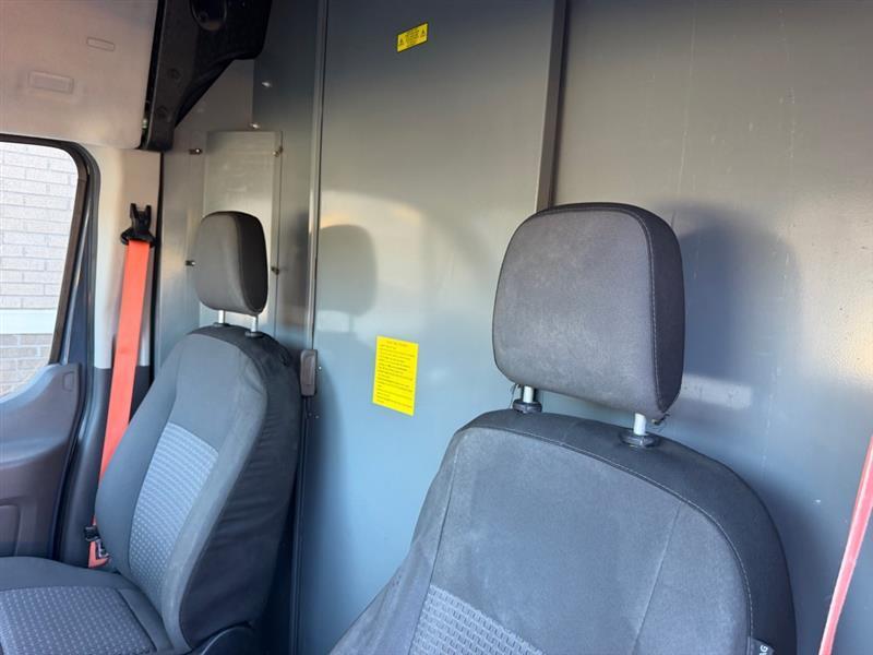 Ford Transit  2022