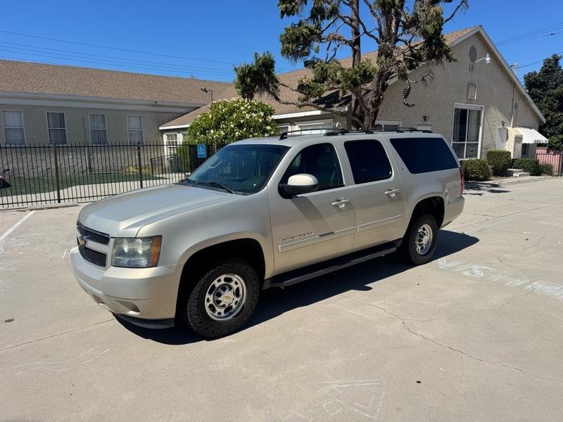 Chevrolet Suburban LT 2500 2WD 2007