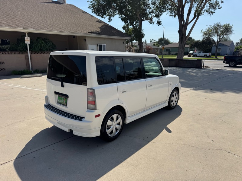 Scion xB Wagon 2005