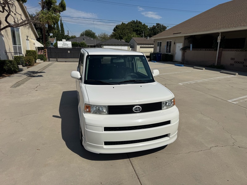 Scion xB Wagon 2005
