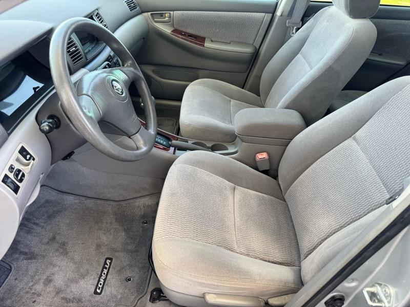 Toyota Corolla LE 4D Sedan 2006