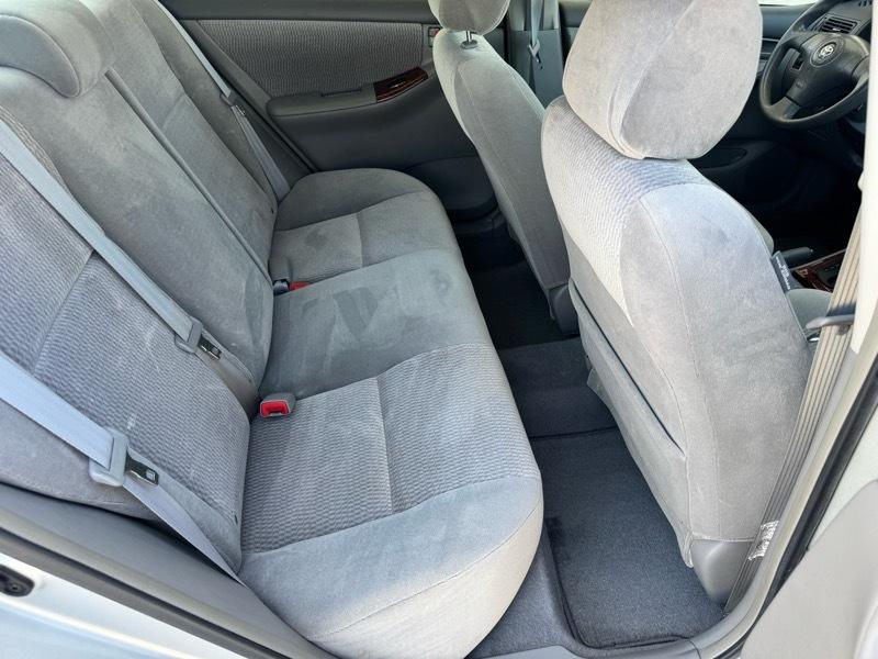 Toyota Corolla LE 4D Sedan 2006