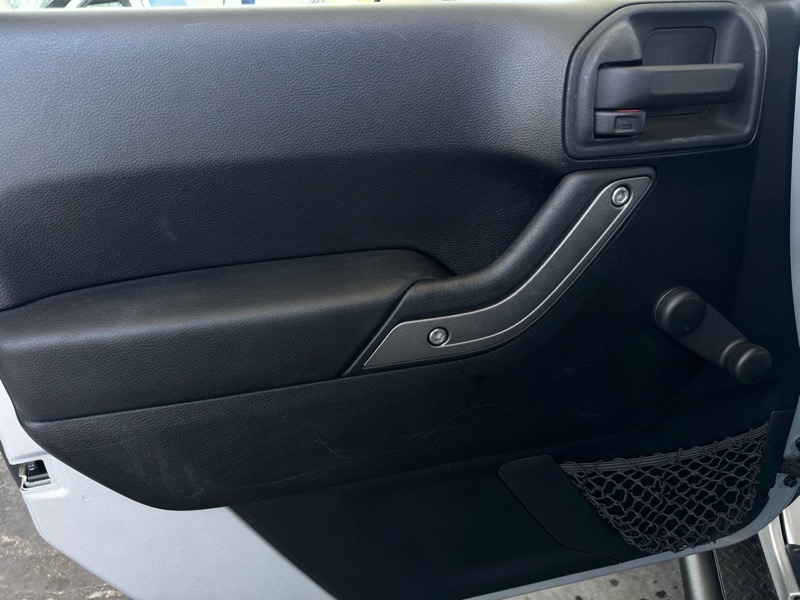 Jeep Wrangler Sport 4WD 2011 Jeep Wrangler Sport 4WD 2011