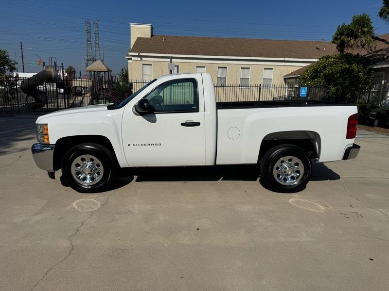 Chevrolet Silverado 1500 Reg. Cab Short Bed 2WD 2013