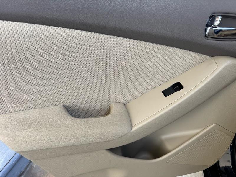 Nissan Altima 4dr Sdn 2.5 S Auto 2007