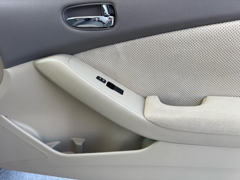 Nissan Altima 4dr Sdn 2.5 S Auto 2007