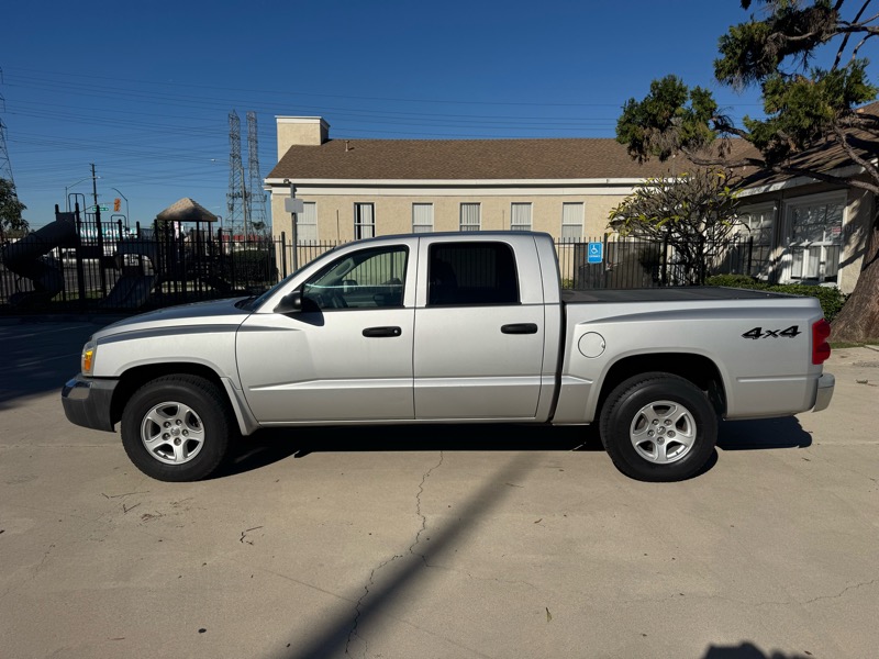 Dodge Dakota SLT Quad Cab 4WD 2005