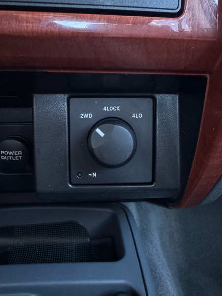 Dodge Dakota SLT Quad Cab 4WD 2005