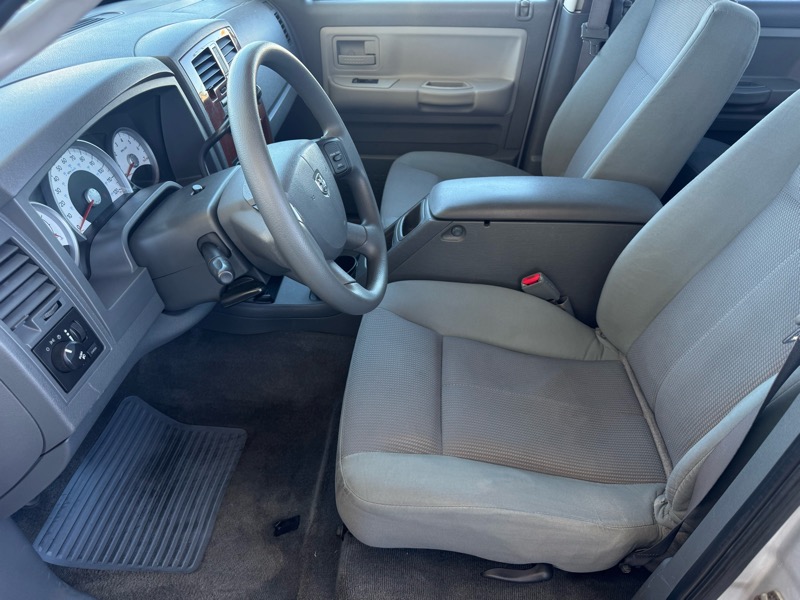 Dodge Dakota SLT Quad Cab 4WD 2005