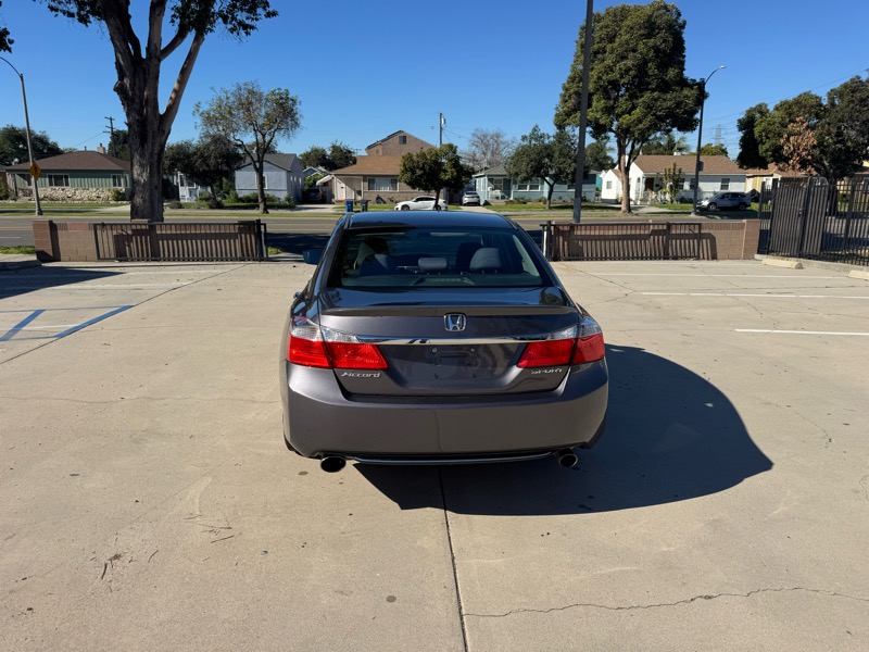 Honda Accord Sport Sedan AT 2015