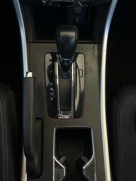 Honda Accord Sport Sedan AT 2015