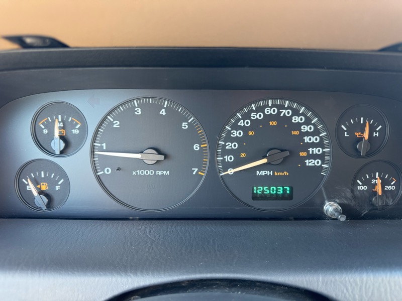 Jeep Grand Cherokee Laredo 4WD 2003