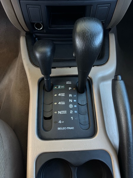 Jeep Grand Cherokee Laredo 4WD 2003