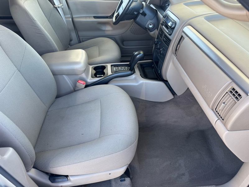 Jeep Grand Cherokee Laredo 4WD 2003