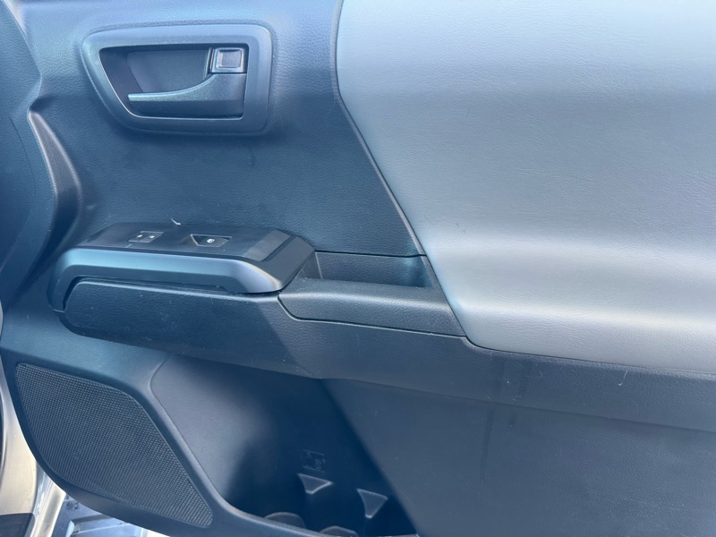 Toyota Tacoma SR5 Access Cab I4 6AT 2WD 2019