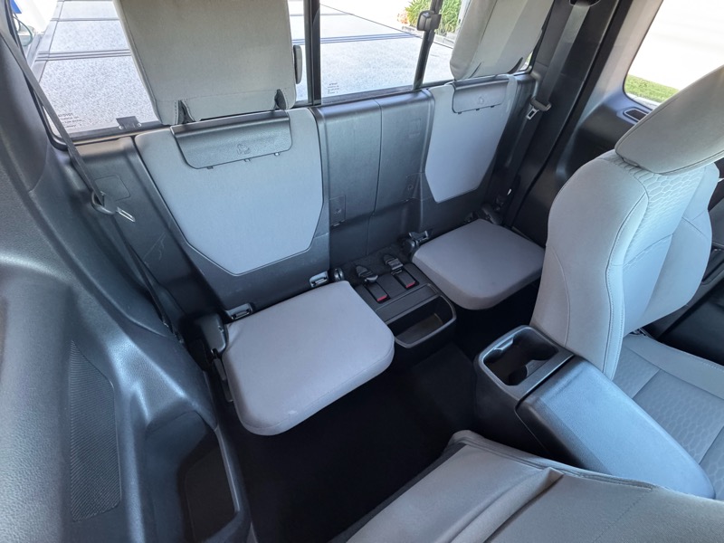 Toyota Tacoma SR5 Access Cab I4 6AT 2WD 2019