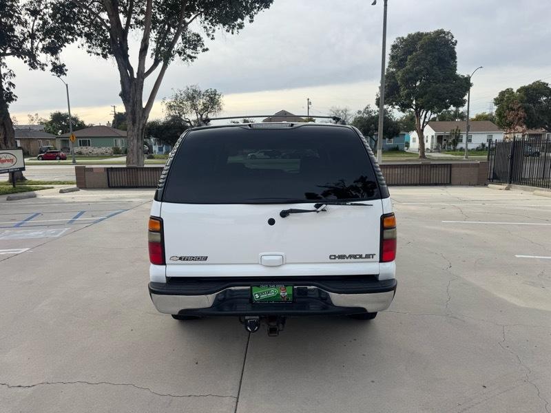 Chevrolet Tahoe 2WD 2004