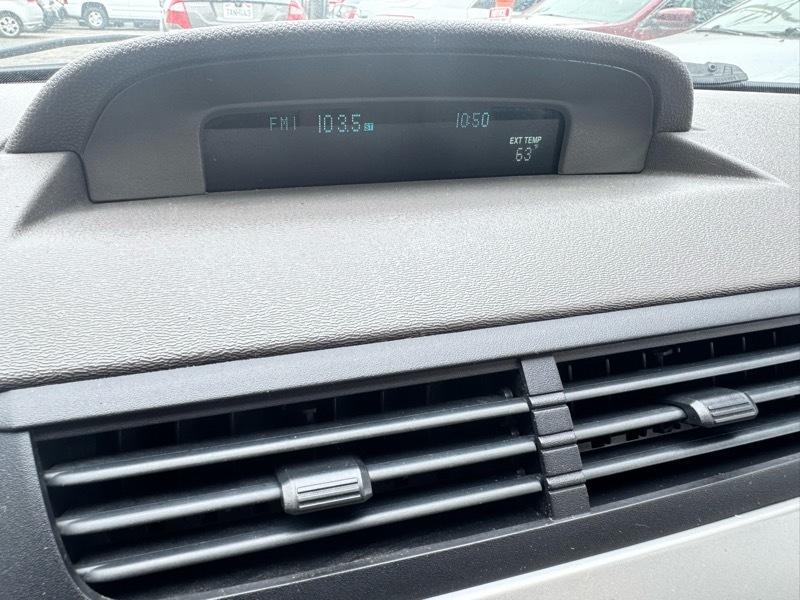 Ford Focus SE Sedan 2010