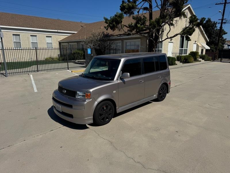 Scion xB Wagon 2005