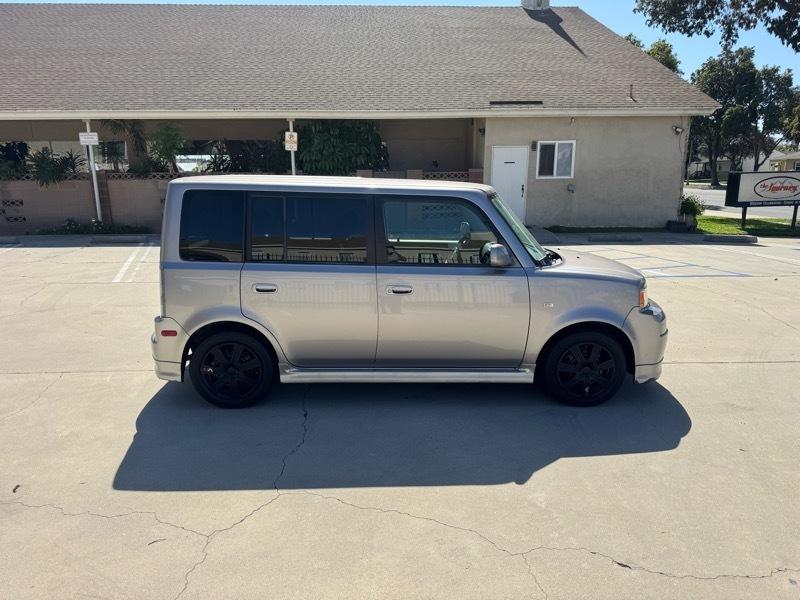 Scion xB Wagon 2005