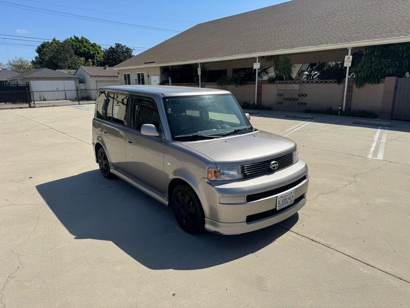 Scion xB Wagon 2005