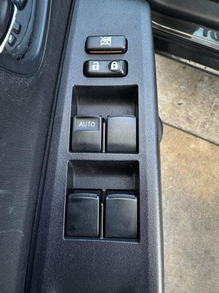 Toyota Yaris L 5-Door AT 2014