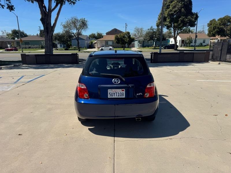 Scion xA Hatchback 2006