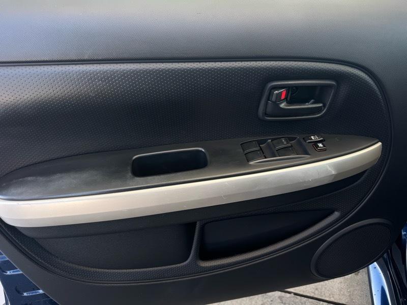 Scion xA Hatchback 2006