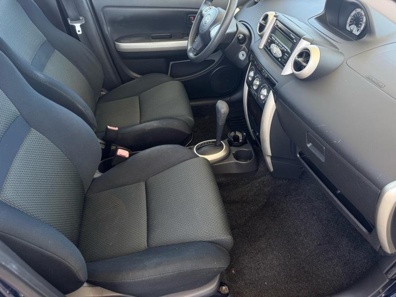 Scion xA Hatchback 2006