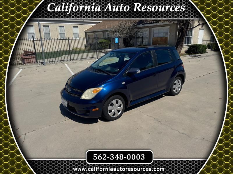 Scion xA Hatchback 2006