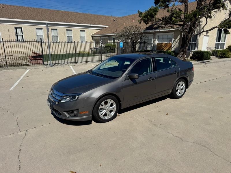 Ford Fusion SE 2012