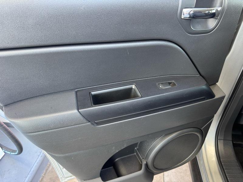 Jeep Patriot Latitude 2WD 2015
