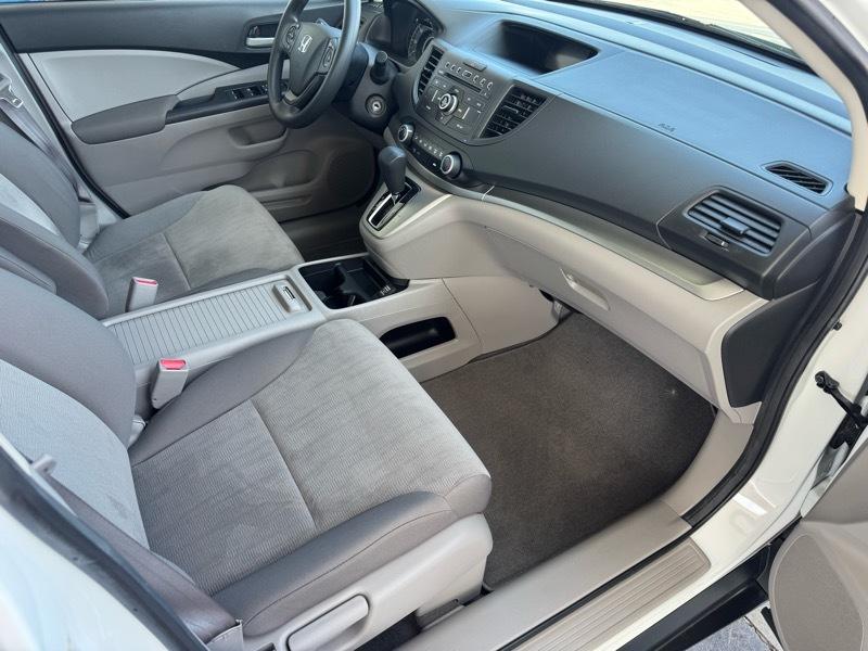 Honda CR-V LX 2WD AT w/ Front Side Airbags 2012