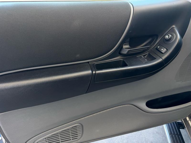 Ford Ranger 4WD 4dr SuperCab 126" XLT 2011