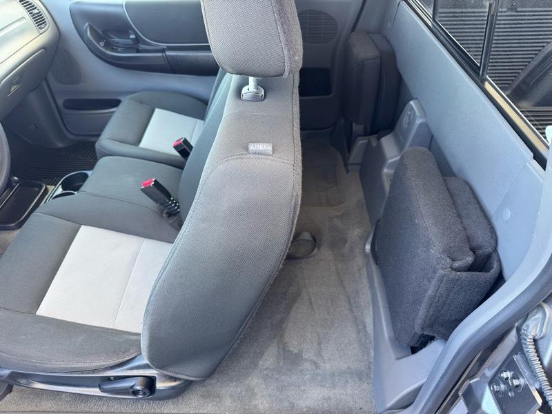 Ford Ranger 4WD 4dr SuperCab 126" XLT 2011