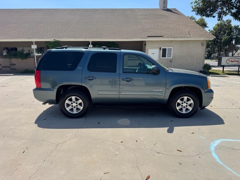 GMC Yukon SLT1 2WD 2010