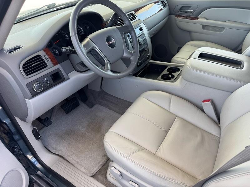 GMC Yukon SLT1 2WD 2010