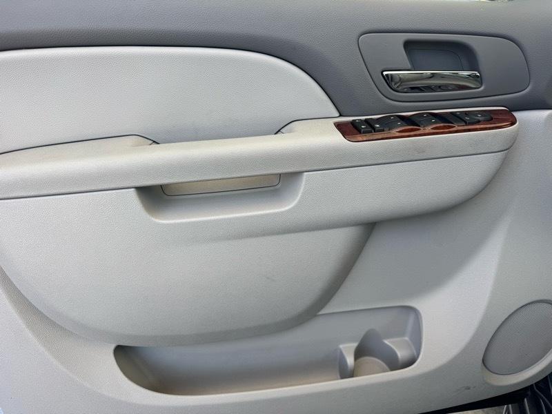 GMC Yukon SLT1 2WD 2010