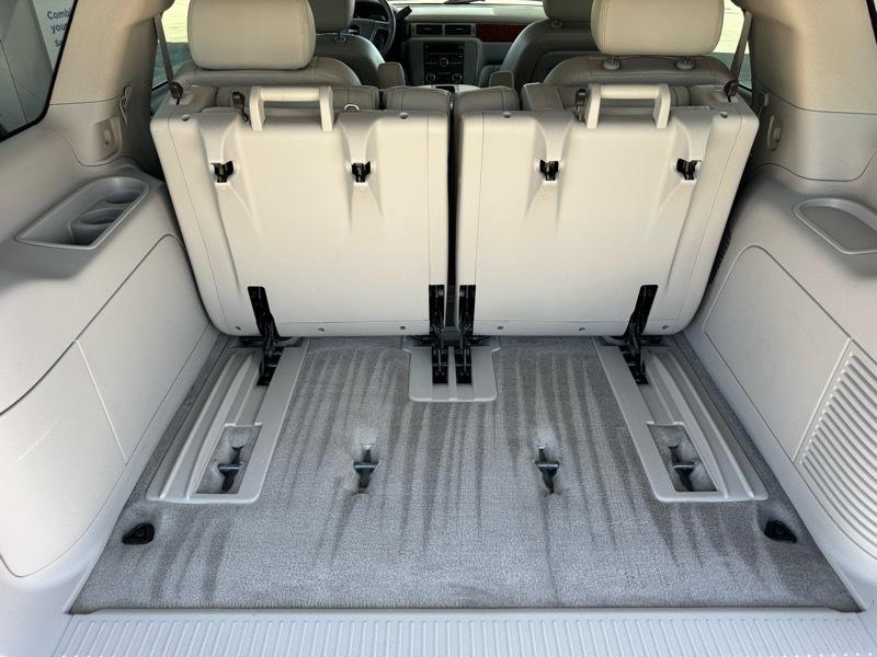 GMC Yukon SLT1 2WD 2010