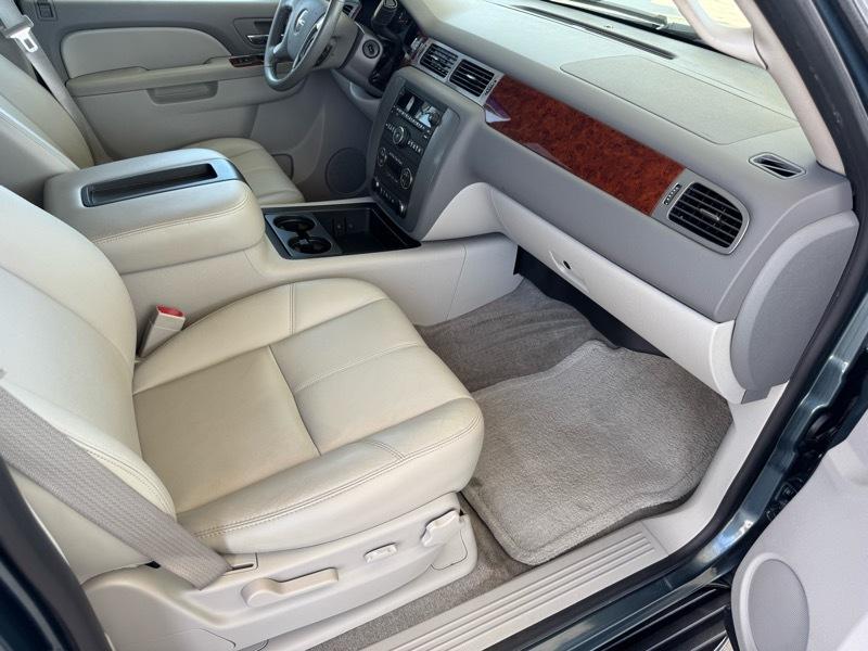 GMC Yukon SLT1 2WD 2010